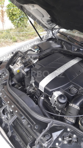 Mercedes E 240 2002, 168,000 km - 2.6 l - Bakı