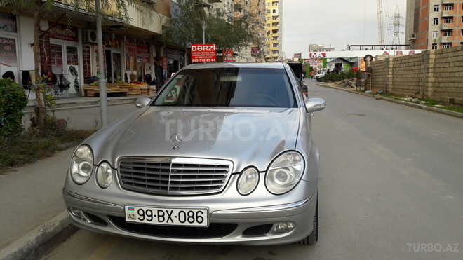 Mercedes E 240 2002, 168,000 km - 2.6 l - Bakı
