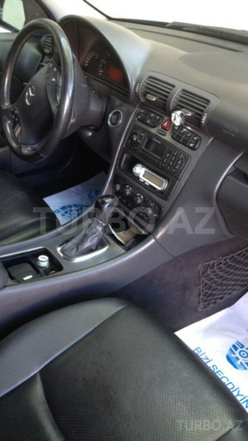 Mercedes C 230 2003, 247,000 km - 2.5 l - Gəncə