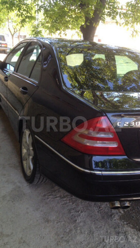 Mercedes C 230 2003, 247,000 km - 2.5 l - Gəncə