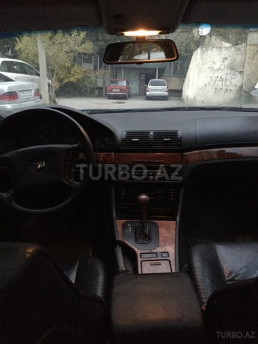 BMW 528 1996, 280,000 km - 2.8 l - Bakı