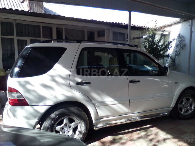 Mercedes ML 320 2000, 125,000 km - 3.2 l - Gəncə