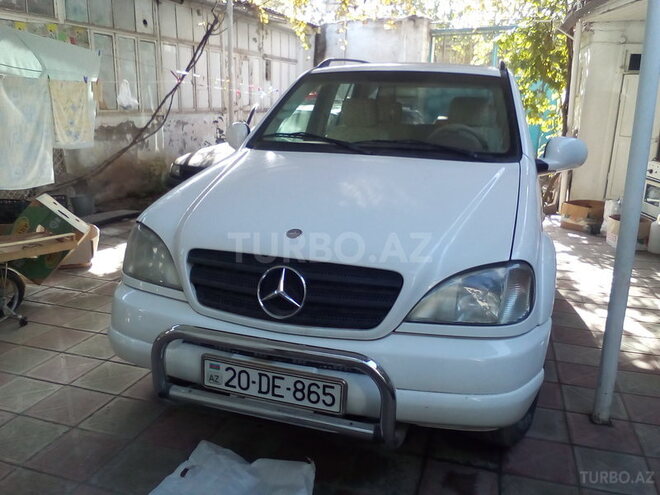 Mercedes ML 320 2000, 125,000 km - 3.2 l - Gəncə