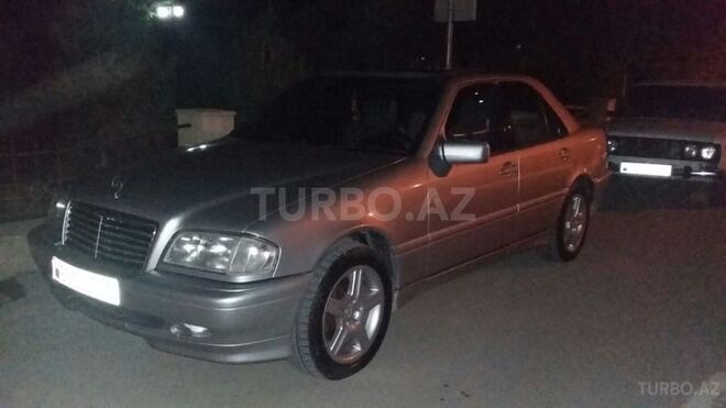 Mercedes C 230 2000, 230,629 km - 2.3 l - Şirvan