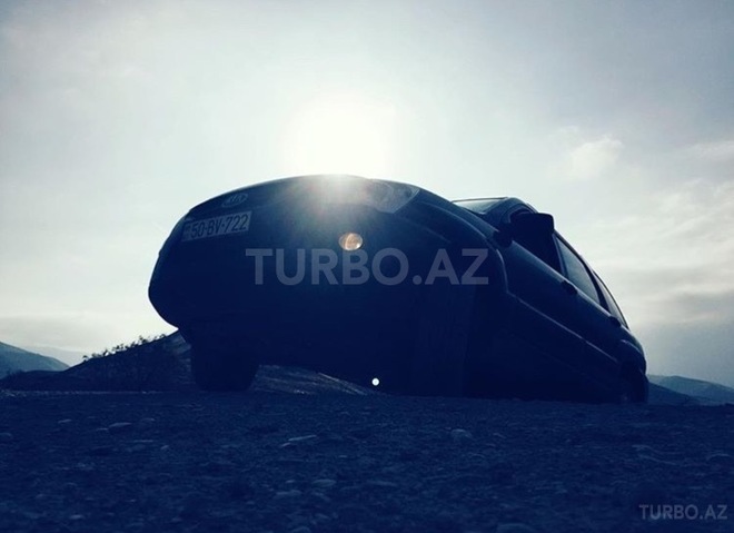 Kia Sportage 2008, 135,000 km - 0.3 l - Sumqayıt