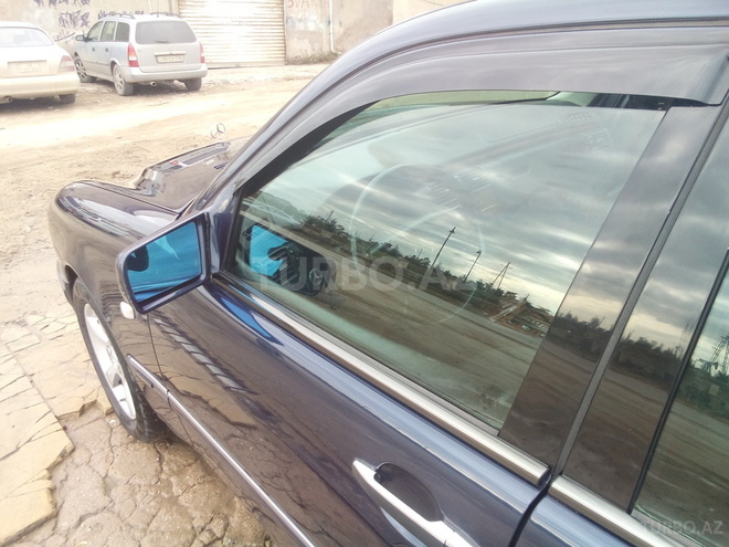 Mercedes E 200 1999, 327,680 km - 2.0 л - Bakı