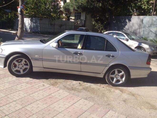 Mercedes C 240 1998, 239,000 km - 2.4 л - Bakı
