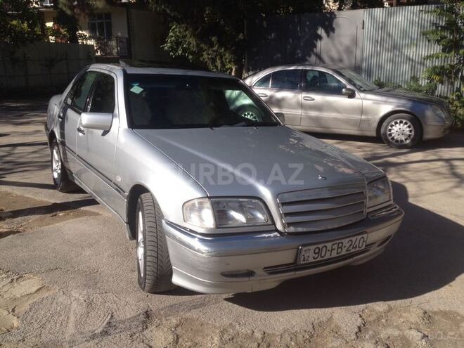 Mercedes C 240 1998, 239,000 km - 2.4 л - Bakı