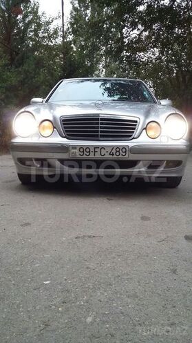 Mercedes E 220 1999, 300,000 km - 2.2 l - Bakı