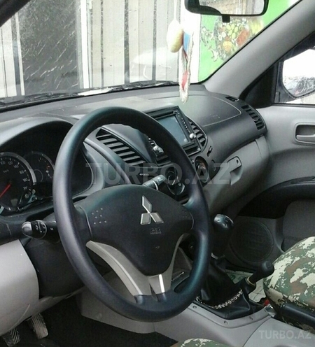 Mitsubishi L200 2014, 45,000 km - 2.5 л - Bakı