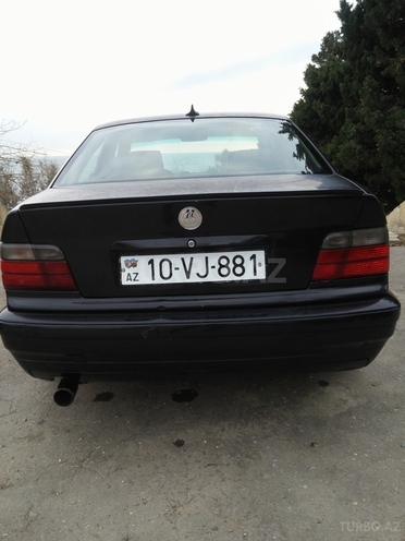 BMW 318 1994, 302,000 km - 1.8 l - Bakı