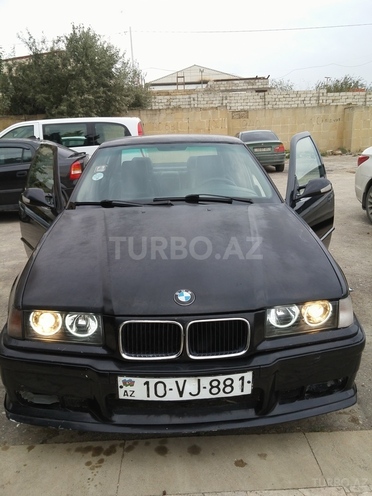 BMW 318 1994, 302,000 km - 1.8 l - Bakı