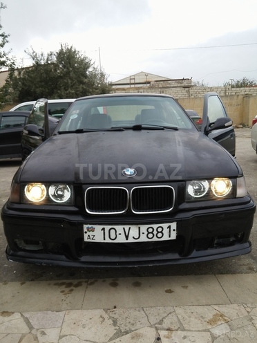 BMW 318 1994, 302,000 km - 1.8 l - Bakı