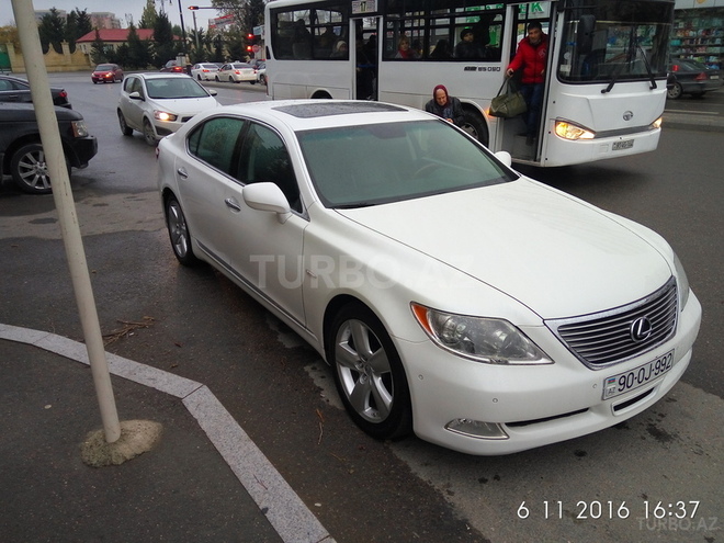 Lexus LS 460 2007, 122,700 km - 4.6 l - Bakı