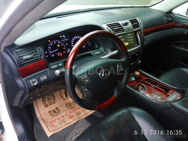 Lexus LS 460 2007, 122,700 km - 4.6 l - Bakı