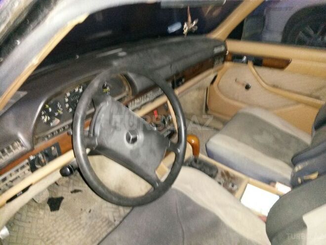 Mercedes C 280 1987, 280,000 km - 2.8 l - Bakı