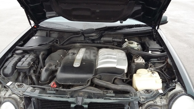 Mercedes E 270 2000, 256,531 km - 2.7 l - Bakı
