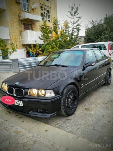 BMW 318 1994, 302,000 km - 1.8 l - Bakı