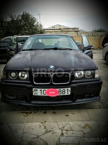 BMW 318 1994, 302,000 km - 1.8 l - Bakı