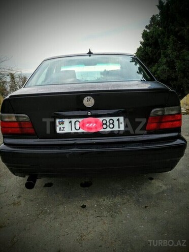 BMW 318 1994, 302,000 km - 1.8 l - Bakı