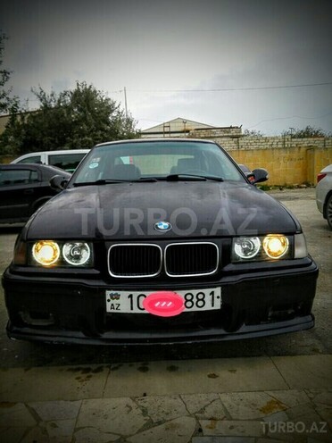 BMW 318 1994, 302,000 km - 1.8 l - Bakı