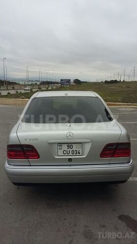 Mercedes E 320 1999, 1,956,000 km - 3.2 л - Bakı