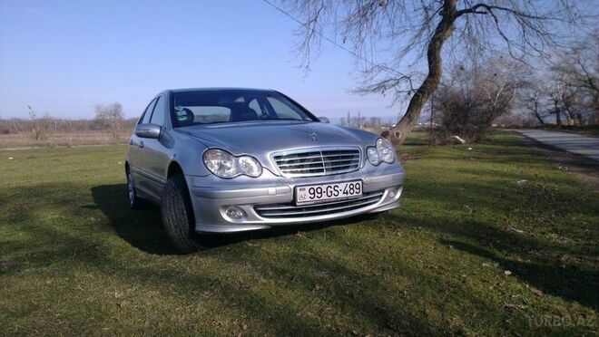 Mercedes C 220 2005, 275,000 km - 2.2 л - Xaçmaz