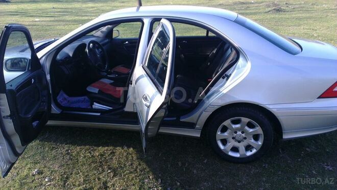 Mercedes C 220 2005, 275,000 km - 2.2 л - Xaçmaz