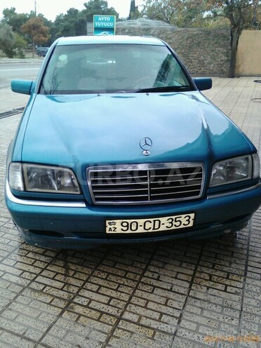 Mercedes C 240 1998, 300,000 km - 2.4 л - Bakı