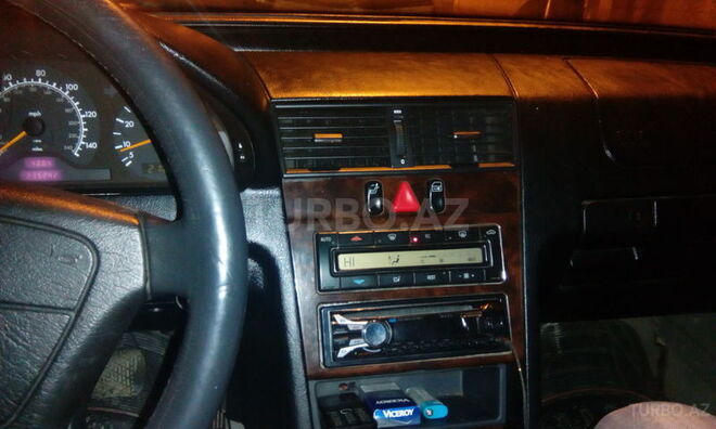 Mercedes C 230 1997, 230,000 km - 2.3 l - Sumqayıt
