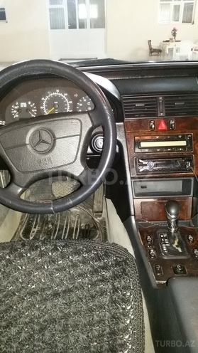 Mercedes C 230 1997, 230,000 km - 2.3 l - Sumqayıt