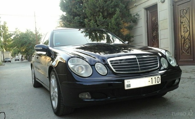 Mercedes E 220 2002, 280,000 km - 2.2 l - Bakı