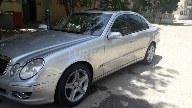 Mercedes E 270 2002, 168,000 km - 2.7 l - Bakı