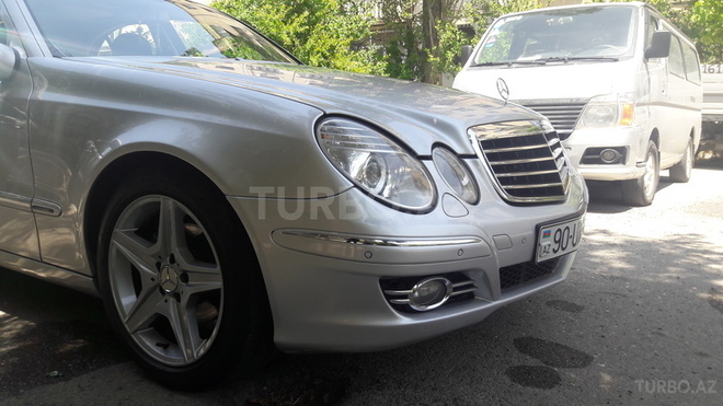 Mercedes E 270 2002, 168,000 km - 2.7 l - Bakı