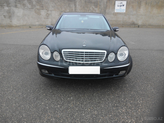 Mercedes E 220 2003, 234,627 km - 2.2 l - Bakı