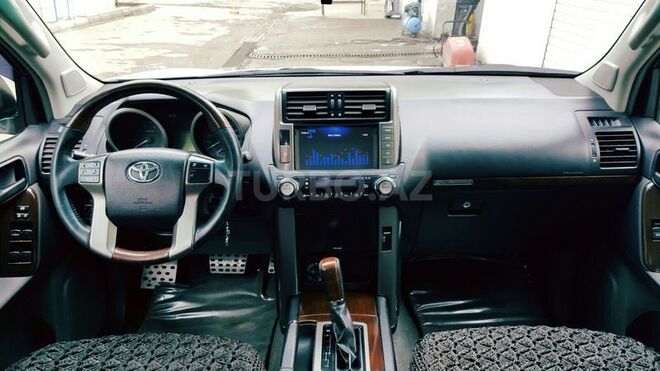 Toyota Prado 2010, 75,000 km - 2.7 l - Bakı