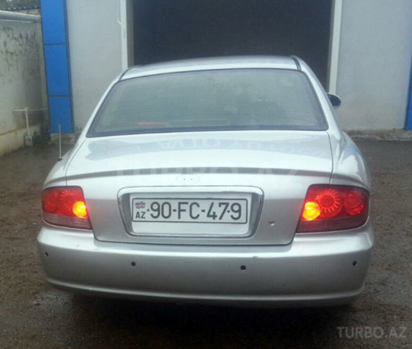 Hyundai Sonata 2004, 286,000 km - 2.0 l - Bakı