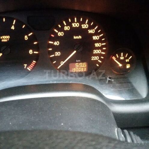 Opel Astra 2000, 190,000 km - 1.6 l - Bakı