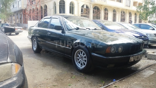 BMW 525 1993, 300,000 km - 2.5 л - Bakı