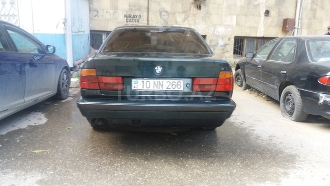 BMW 525 1993, 300,000 km - 2.5 л - Bakı