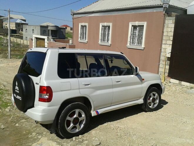 Mitsubishi Pajero io 1999, 180,000 km - 1.8 l - Bakı