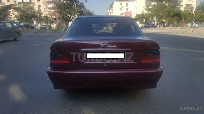 Mercedes C 180 2000, 270,000 km - 1.8 l - Bakı