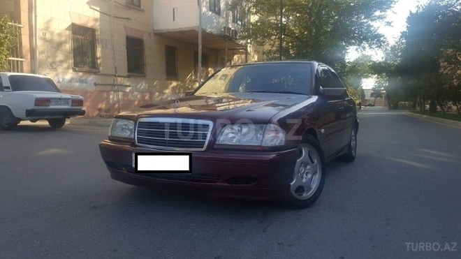 Mercedes C 180 2000, 270,000 km - 1.8 l - Bakı
