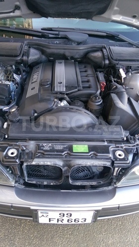 BMW 525 2002, 216 km - 2.5 l - Bakı