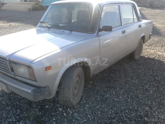 LADA (VAZ) 2107 2003, 156,000 km - 1.6 л - Qusar