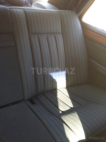 Mercedes E 230 1991, 310,010 km - 2.3 l - Bakı