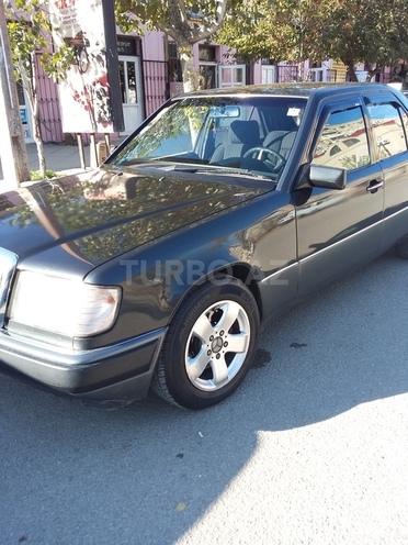 Mercedes E 230 1991, 310,010 km - 2.3 l - Bakı