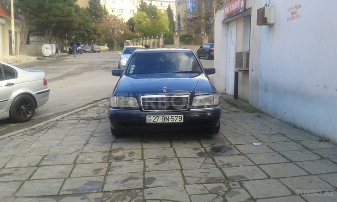 Mercedes C 200 1996, 310,000 km - 2.0 л - Bakı