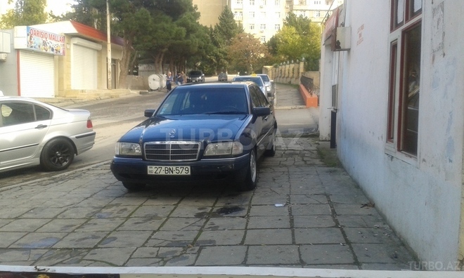 Mercedes C 200 1996, 310,000 km - 2.0 л - Bakı