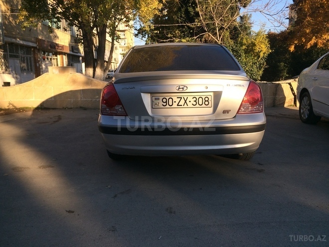 Hyundai Elantra 2003, 194,000 km - 2.0 l - Bakı
